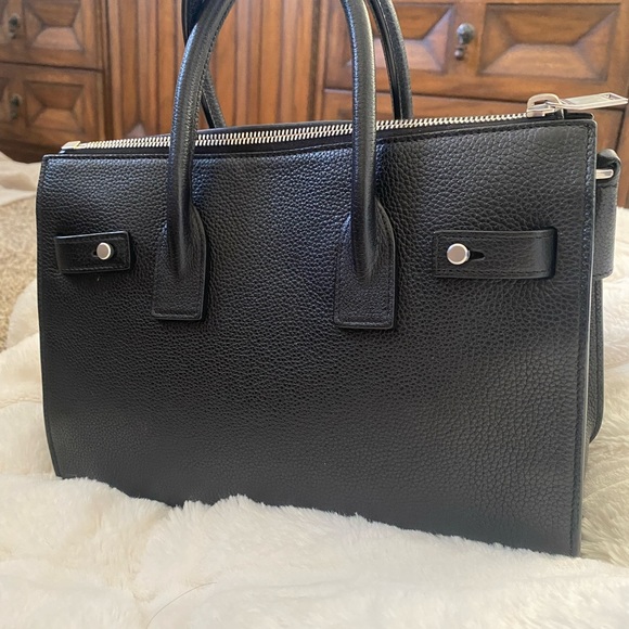 Saint Laurent - Picture 2 of 5